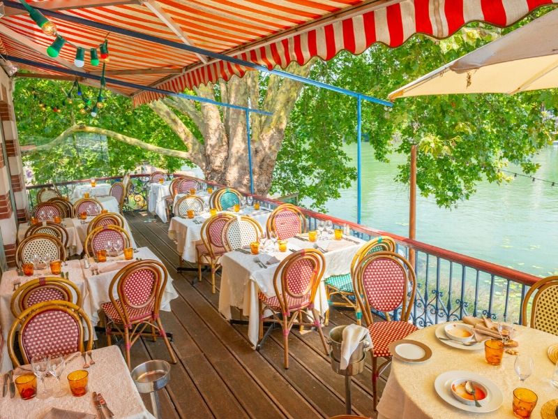 Terrasse du restaurant Fournaise à Chatou