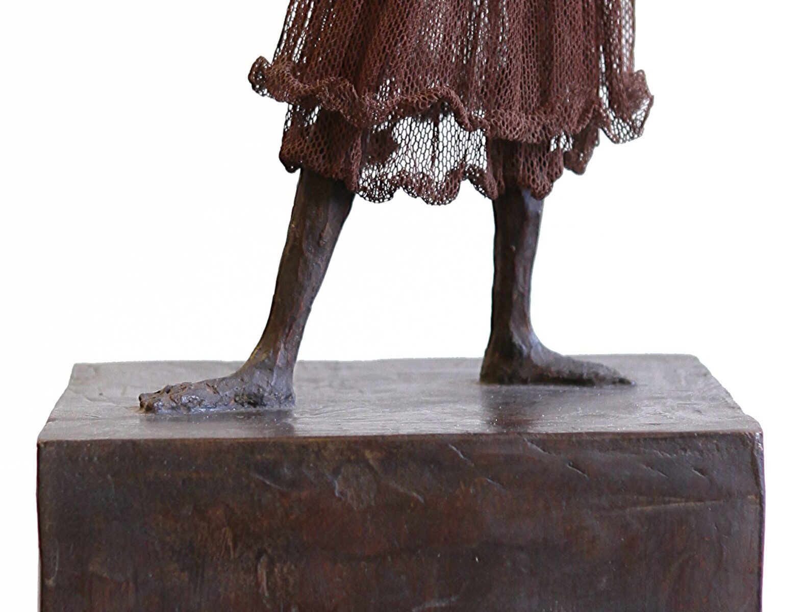 Miss Edgar, Michèle Savinel