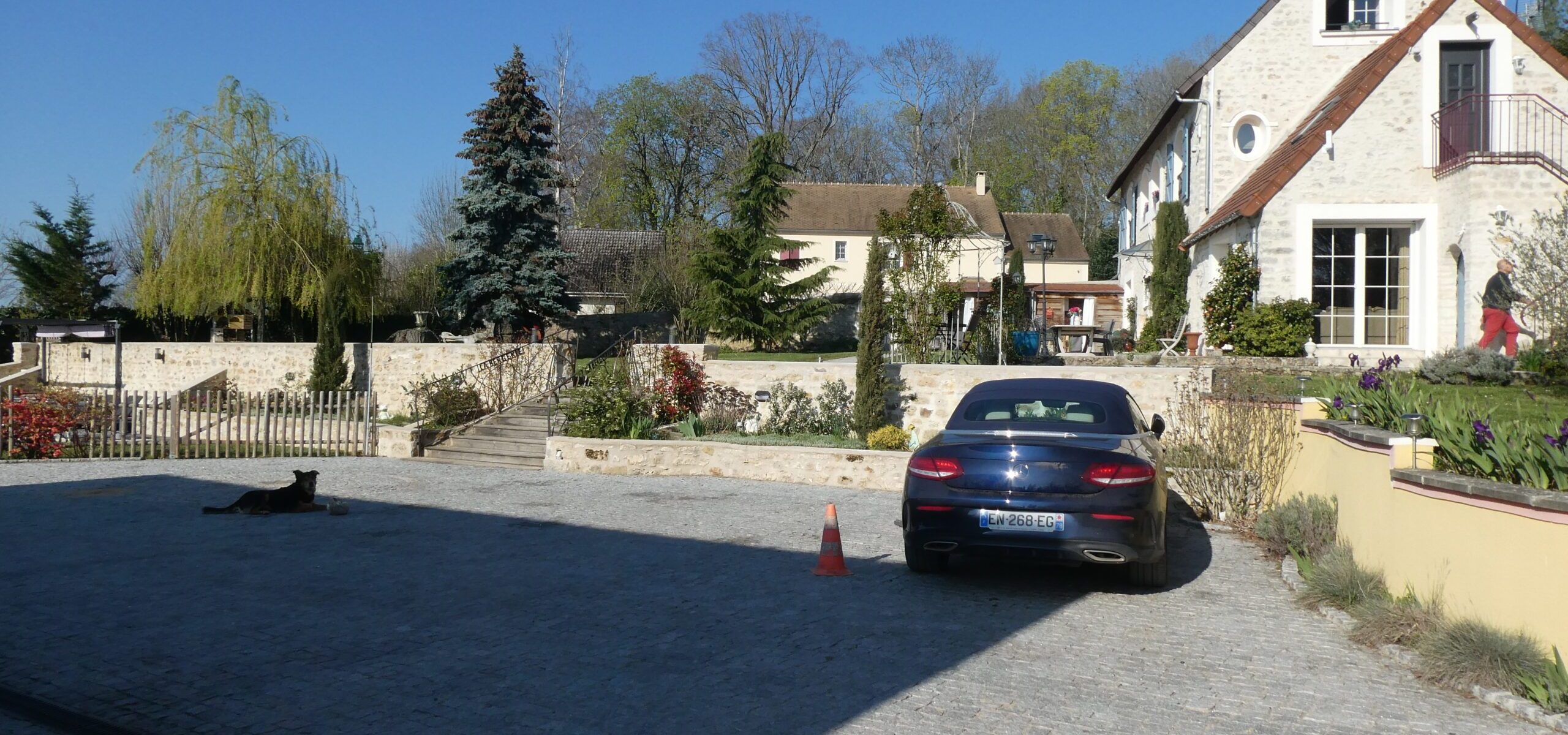 Le parking clos de la Bergerie-en-Vexin