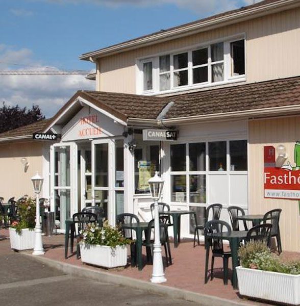 Fast Hôtel Le Pub à Achères_Achères