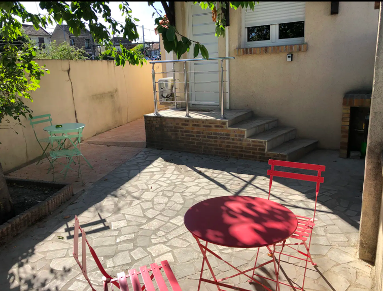 Topaze, studio meublé à Houilles