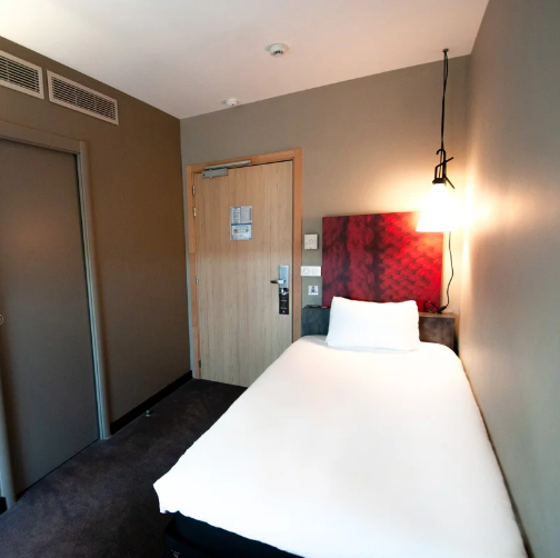 Hôtel Restaurant Ibis Maisons Laffitte_Maisons-Laffitte