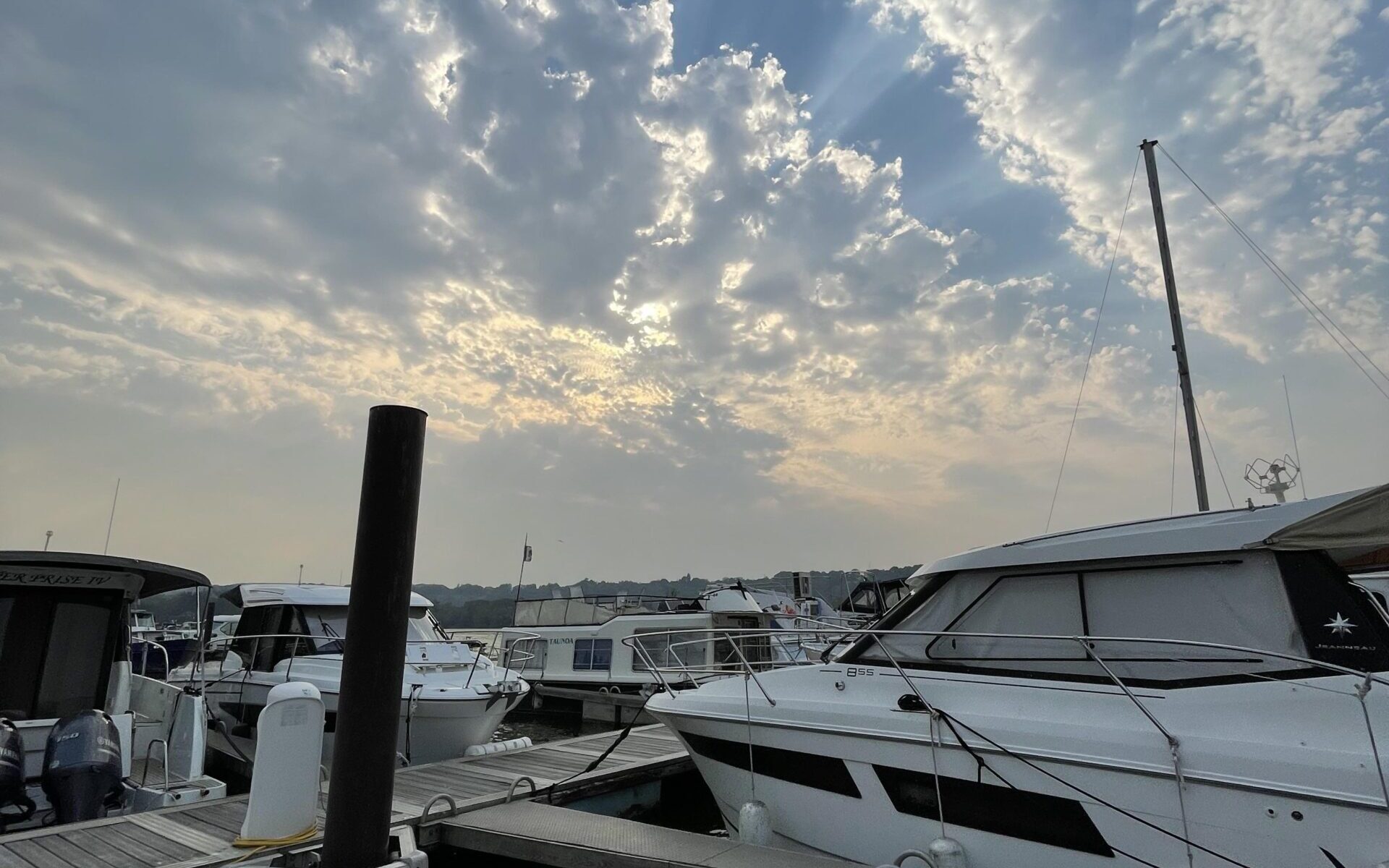Port Ilon_Saint-Martin-la-Garenne