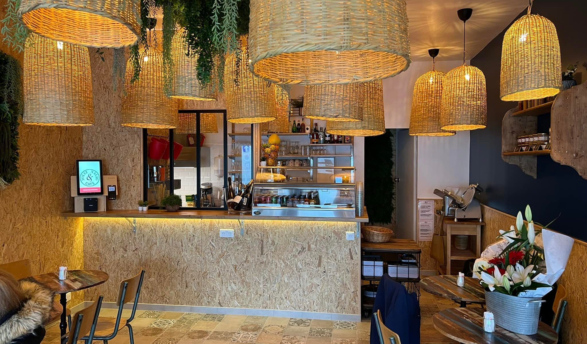 Joliz & Nalio café