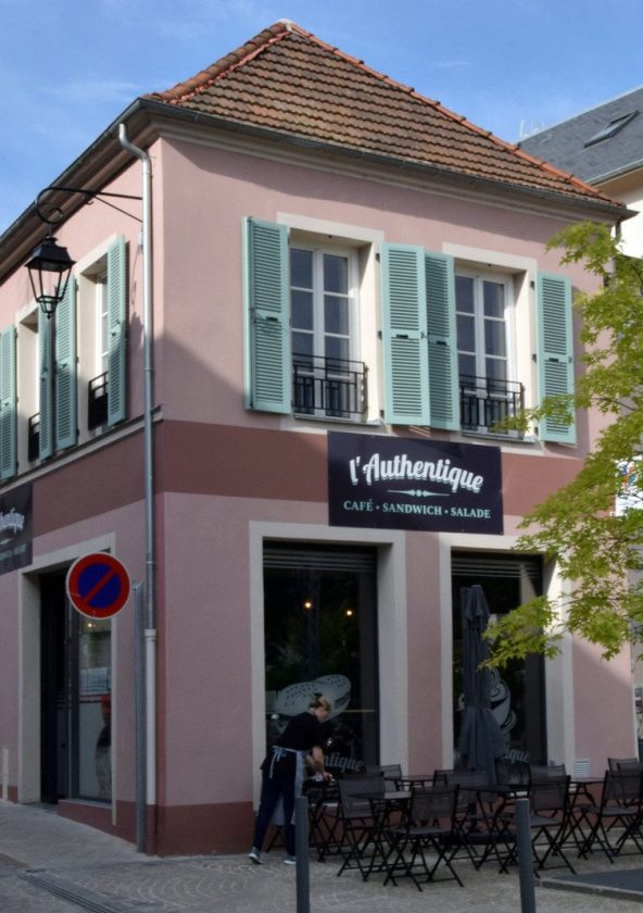 Facade l'authentique