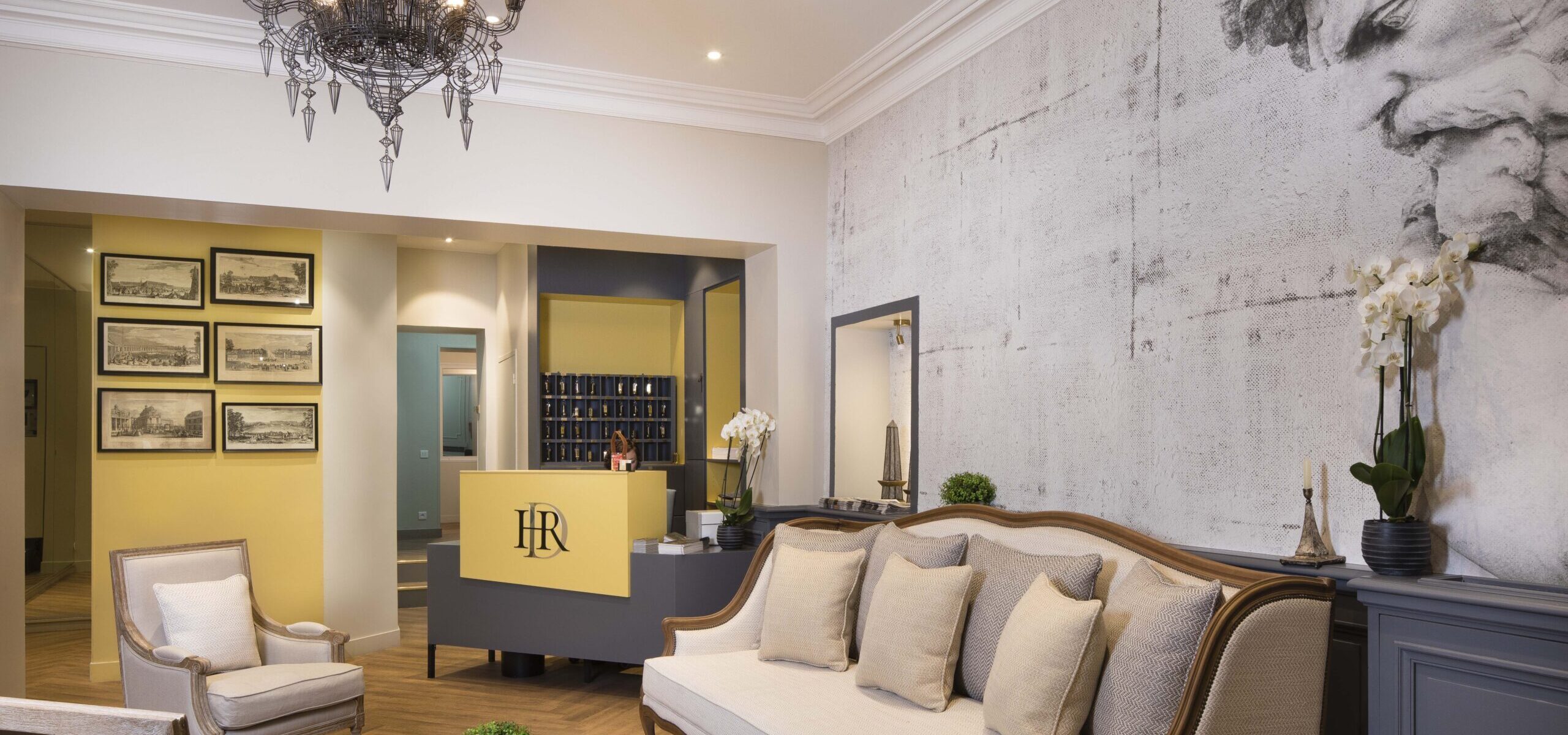 A l'Hotel des Roys