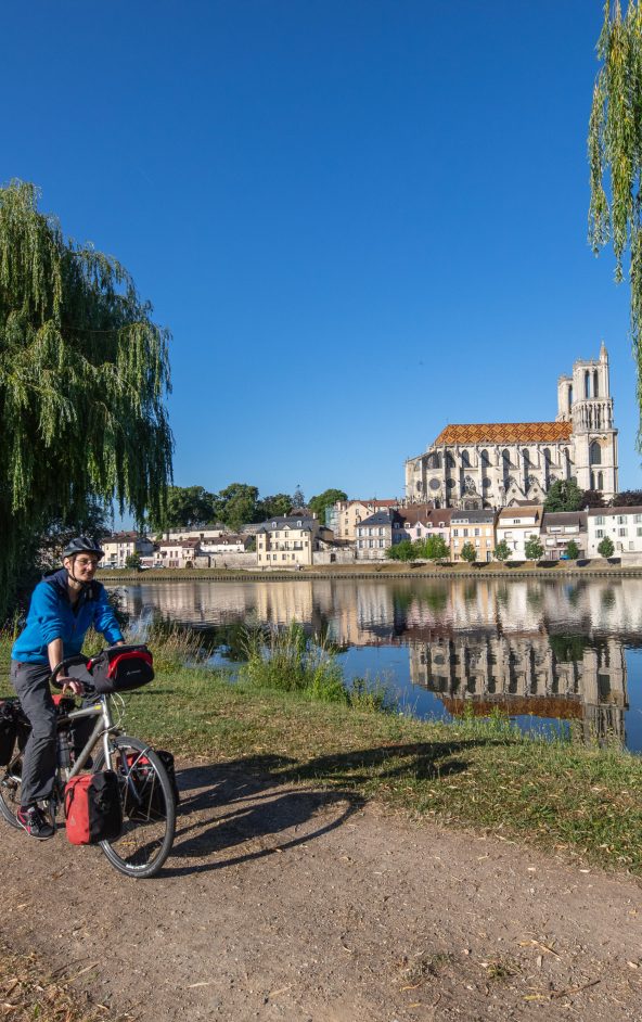 Seine à vélo Mantes