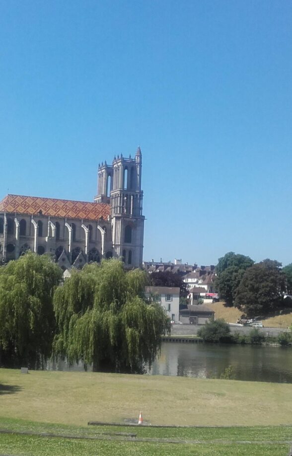 Vue sur Mantes-la-Jolie