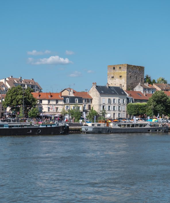 Conflans vue de la Seine