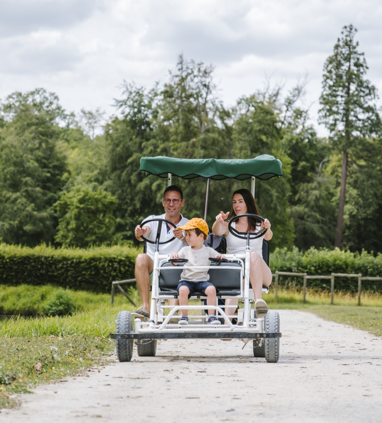 Rosalie en famille au château de Rambouillet