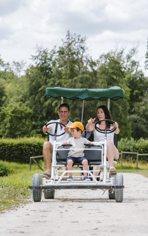 Rosalie en famille au château de Rambouillet