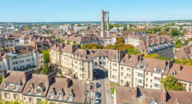 Mantes la Jolie - Vue du clocher