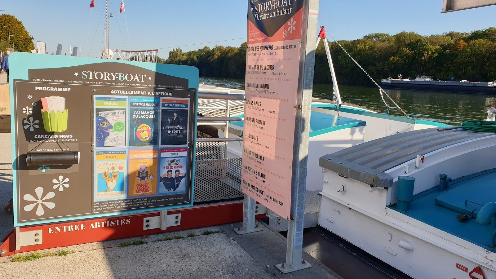 La Péniche Théâtre Le Story Boat