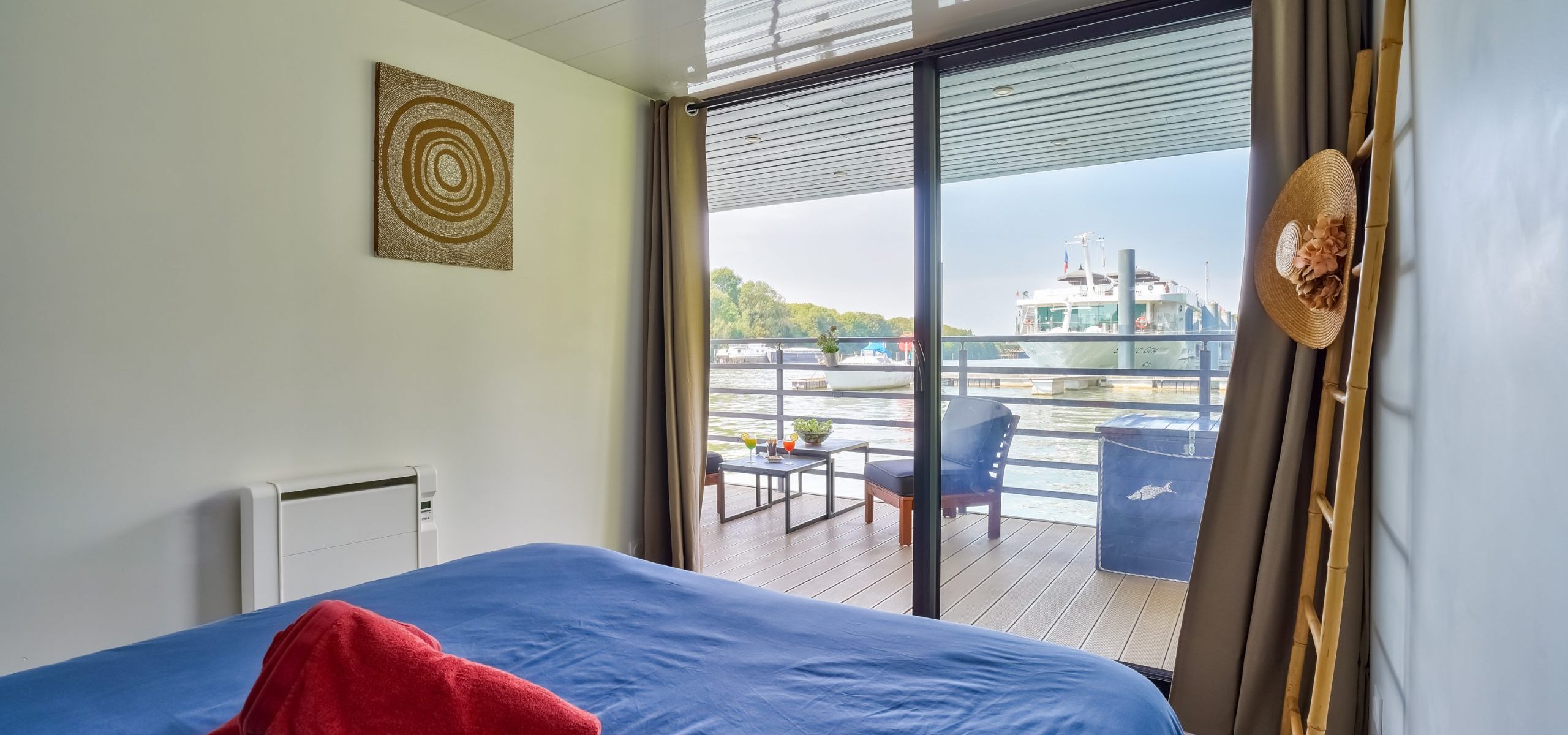 HouseBoat Westay_Conflans-Sainte-Honorine