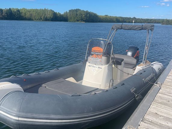 Balade en bateau sur la Seine_Montalet-le-Bois