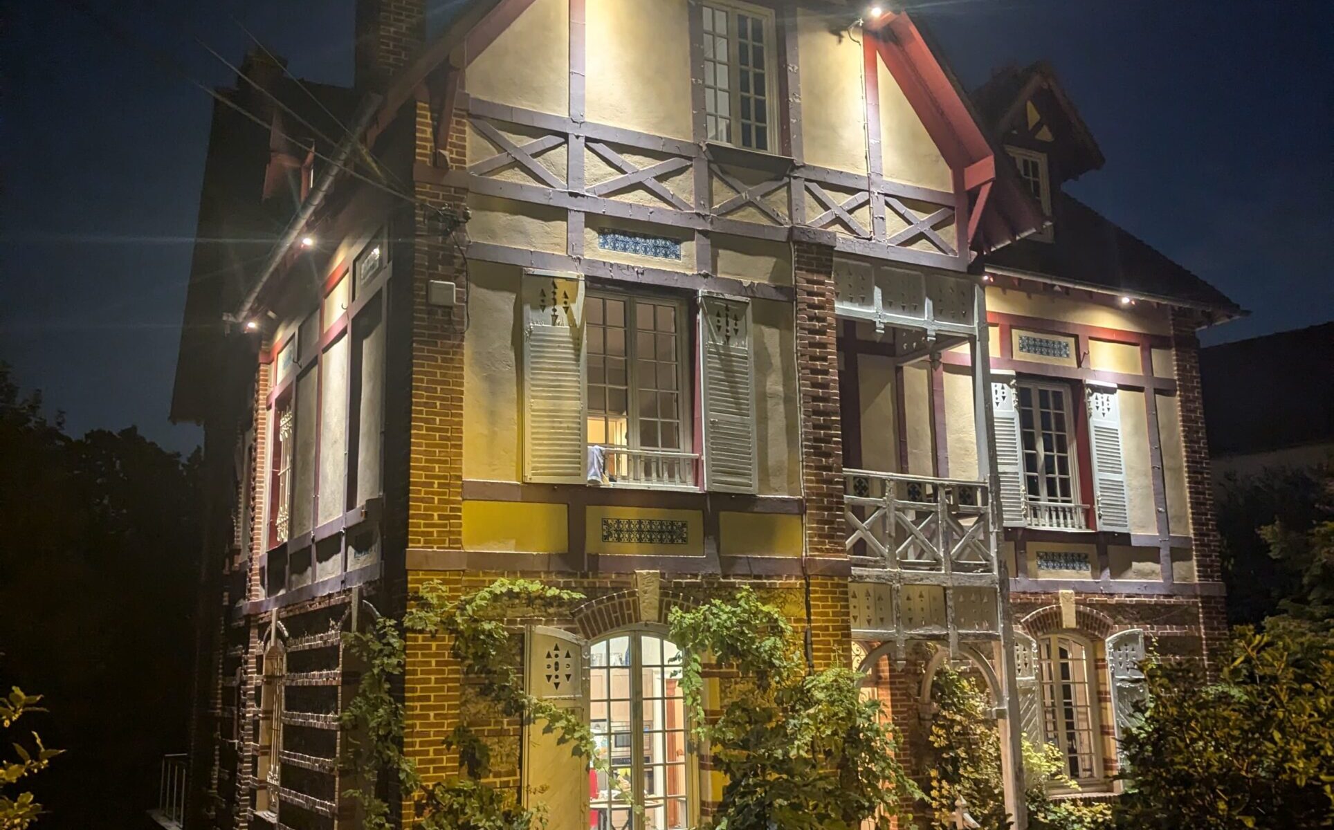 Au Bonheur des Voyageurs_Villennes-sur-Seine