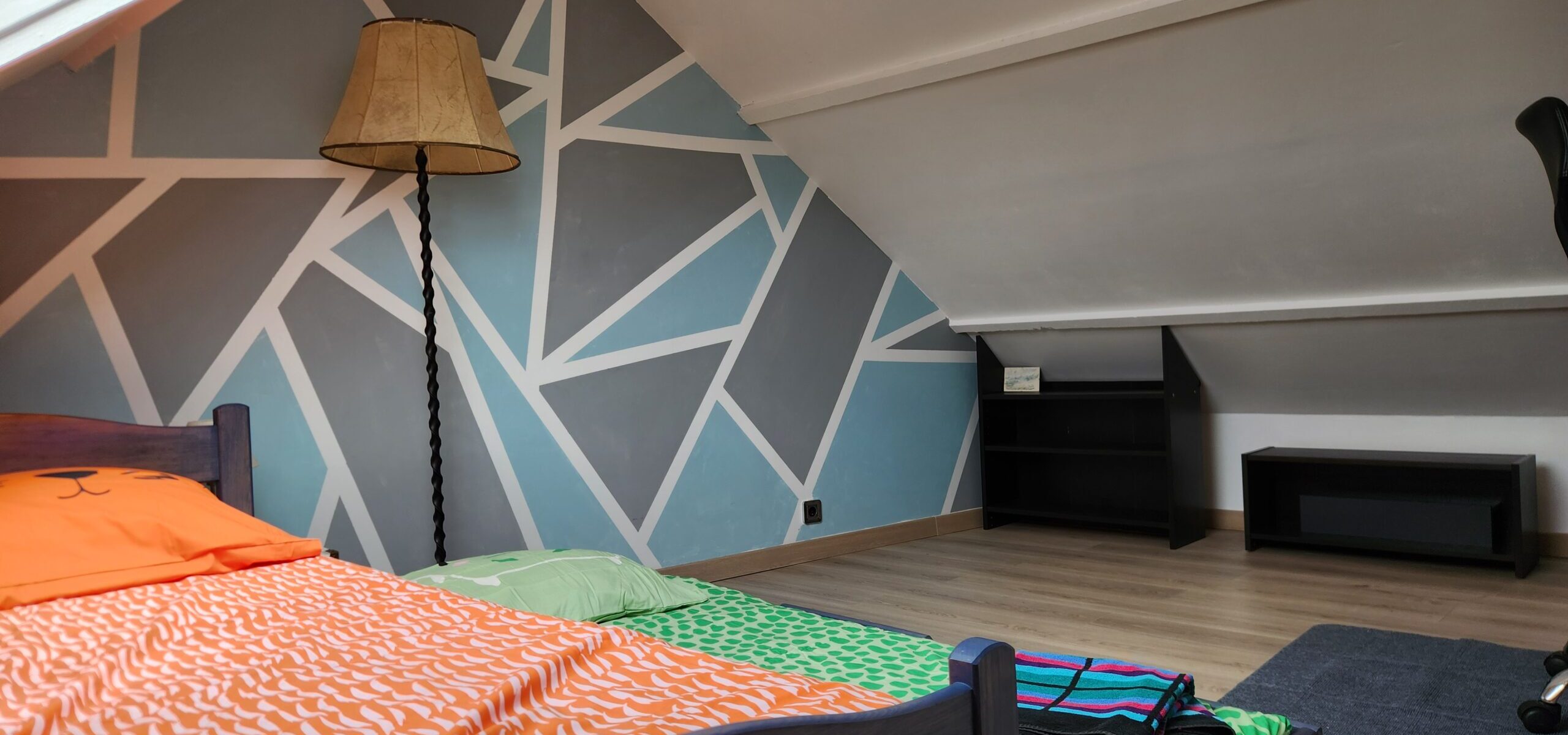Appartement atypique sous combles_Dammartin-en-Serve