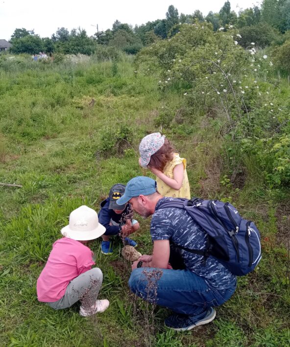 Sortie nature : découverte des petites bêtes du sol_Carrières-sous-Poissy