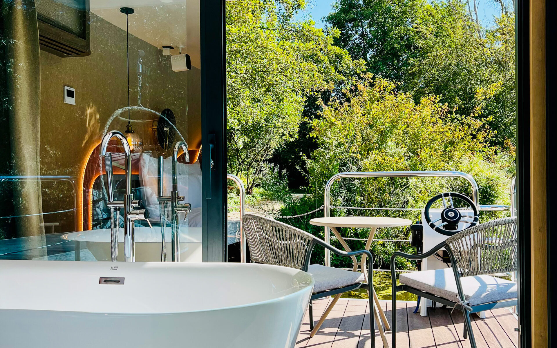 Suites flottantes L'Escale Royale à Verneuil-sur-Seine_Verneuil-sur-Seine