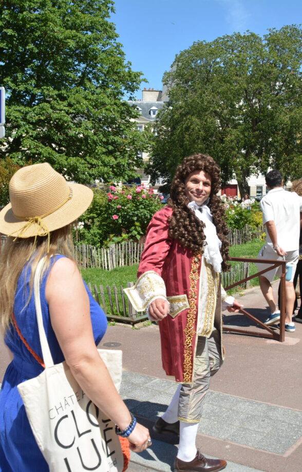 Un visiteur à Versailles au temps de Louis XIV (promenade contée)_Versailles
