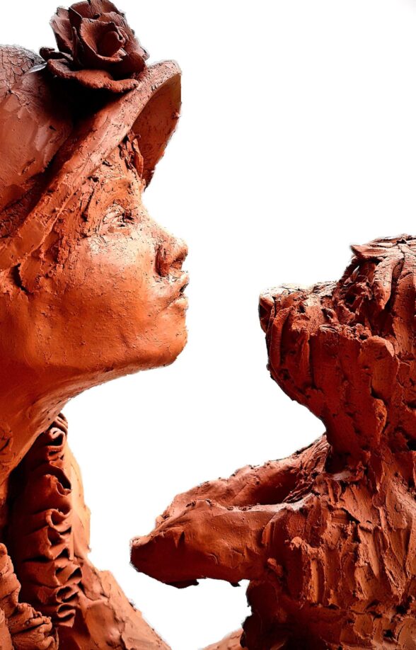 Virginie Desmeulles-Lamour-Sculpture / Aline charigot / Terre cuite